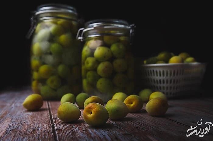 کمپوت گوجه سبز